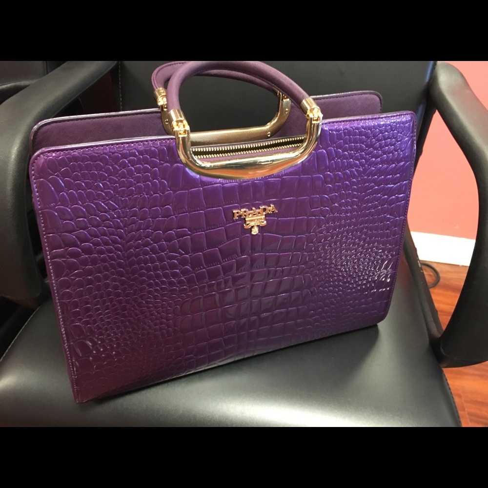 Comparable to Prada handbag